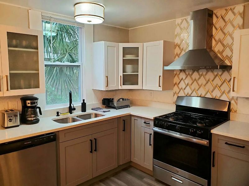 Furnished Finder property 471474_1 photo 6