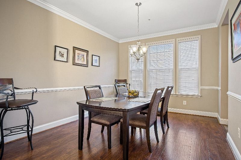 Furnished Finder property 471502_1 photo 3