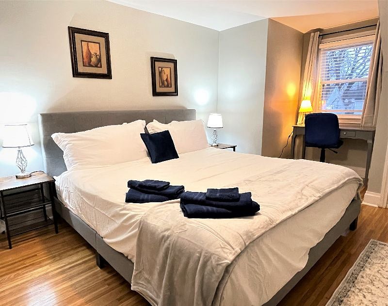 Bed room # 3, Kind size bed, desk for you work.