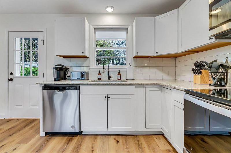 Furnished Finder property 471551_1 photo 9