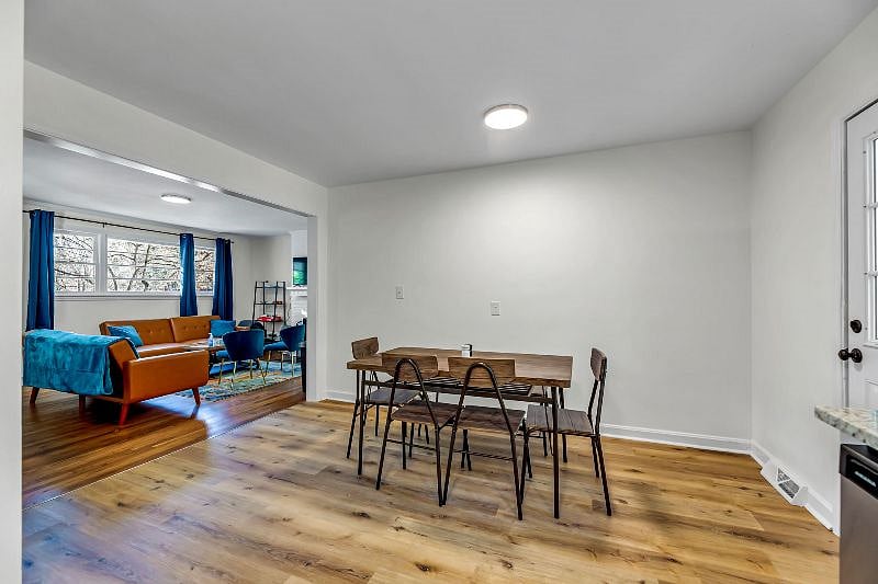 Furnished Finder property 471551_1 photo 14