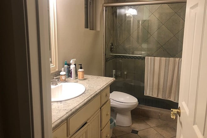 Furnished Finder property 471622_2 photo 8
