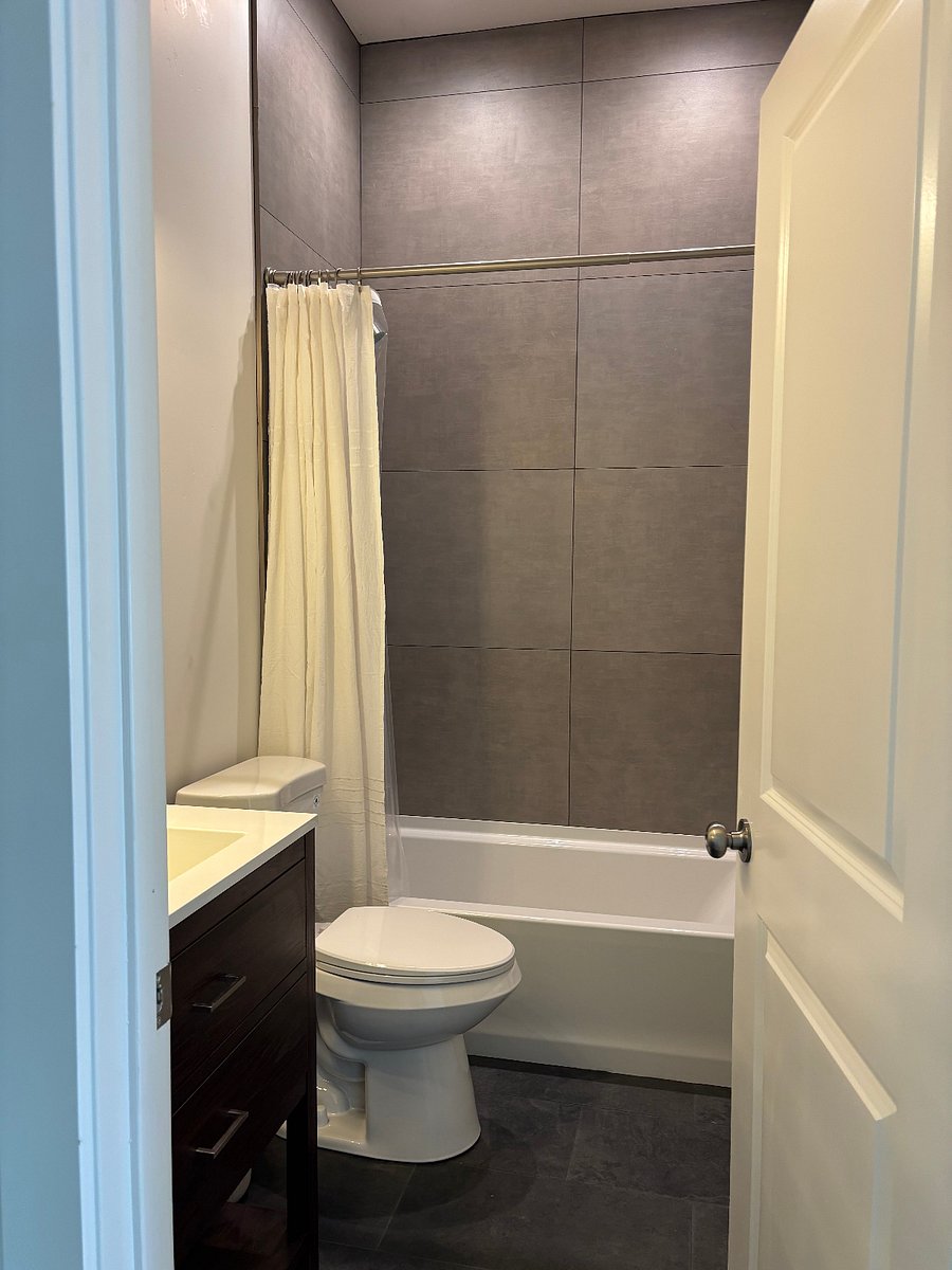 Furnished Finder property 471636_2 photo 14
