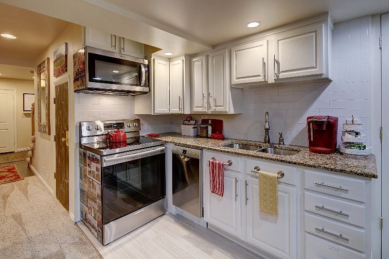 Furnished Finder property 471715_1 photo 3