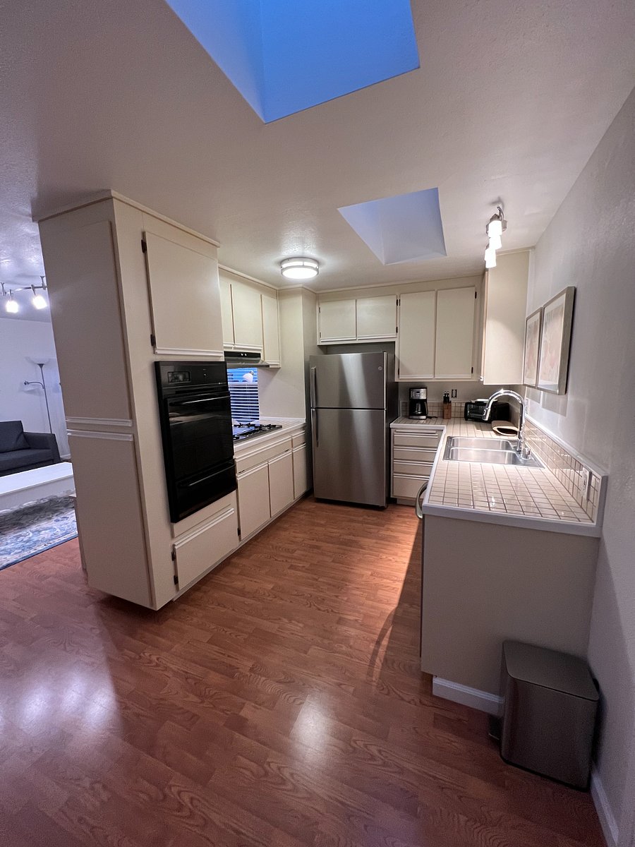 Furnished Finder property 471731_2 photo 4
