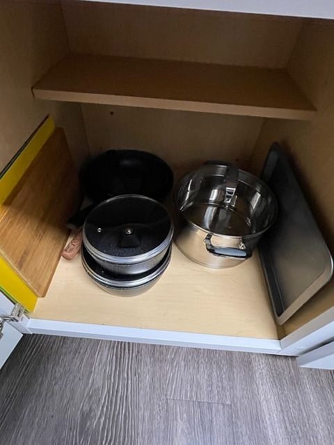 3 pots, 2 sizes of fry pans, small baking sheet, chopping board
