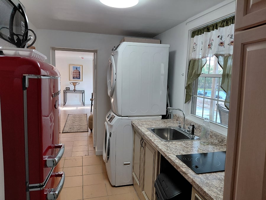 Furnished Finder property 471807_1 photo 10