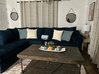Furnished Finder property 471809_1 photo 13