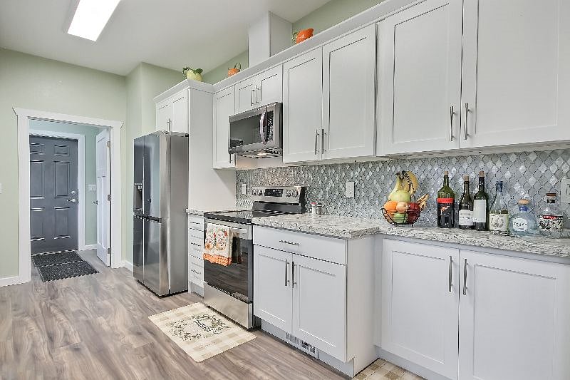 Furnished Finder property 471880_1 photo 15