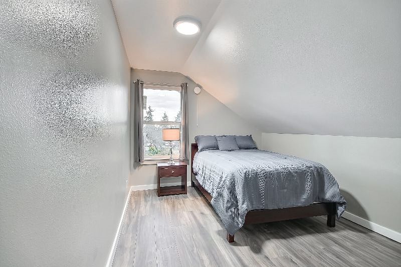 Furnished Finder property 471880_1 photo 20