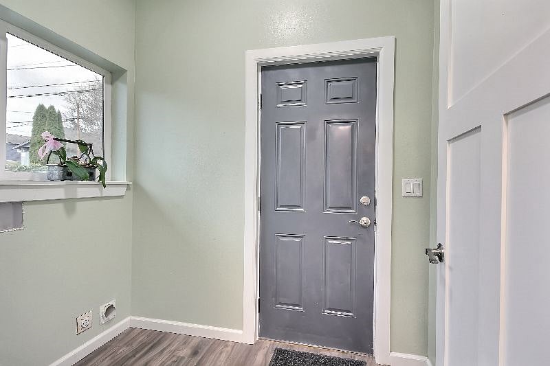 Furnished Finder property 471880_1 photo 27