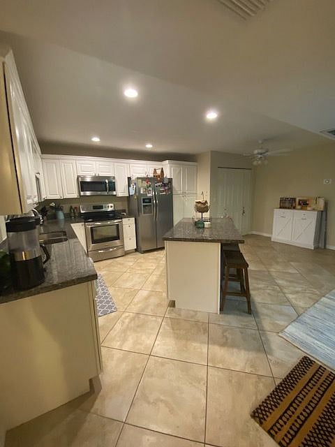 Furnished Finder property 472034_1 photo 12