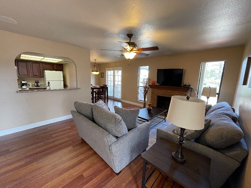 Furnished Finder property 472070_1 photo 2