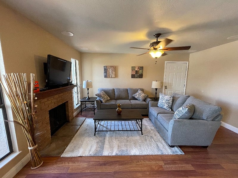 Furnished Finder property 472070_1 photo 1