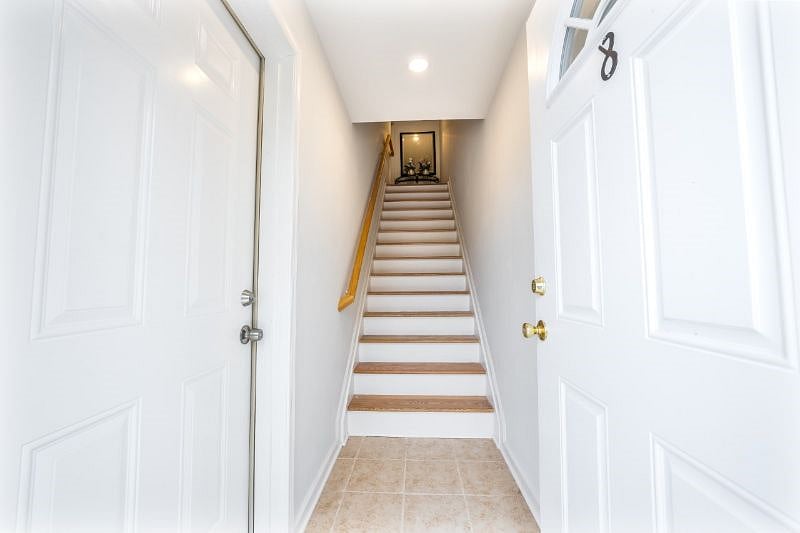 Furnished Finder property 472090_1 photo 3