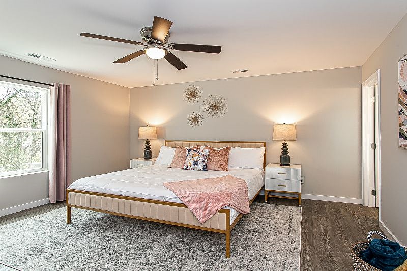 Primary Bedroom w/ Ensuite bath