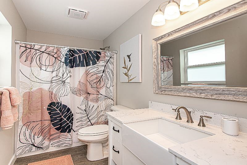 Ensuite bath. Primary bathroom connected to primary bedroom