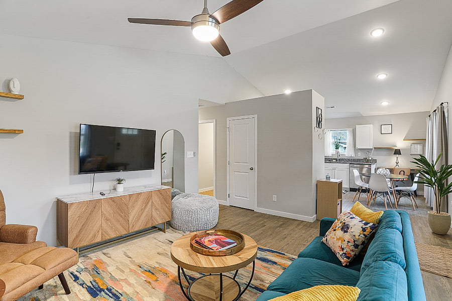 Furnished Finder property 472163_1 photo 8