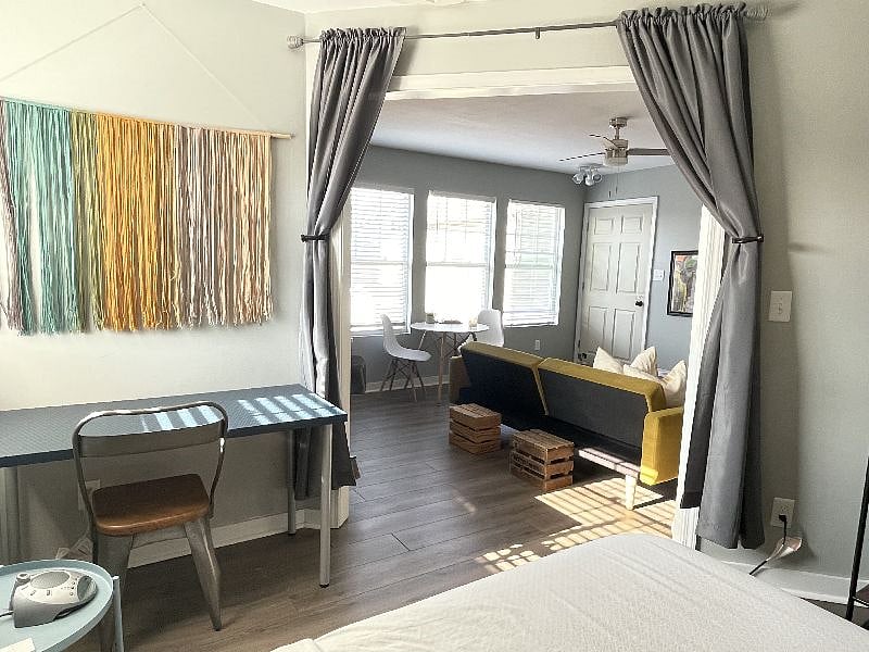 Furnished Finder property 472178_1 photo 9