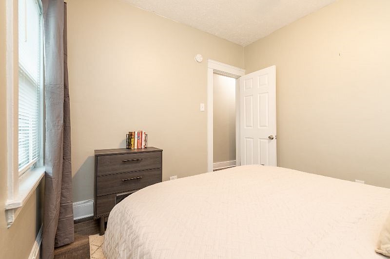 Furnished Finder property 472219_1 photo 13