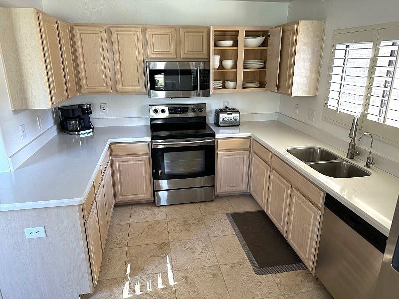 Furnished Finder property 472238_1 photo 13