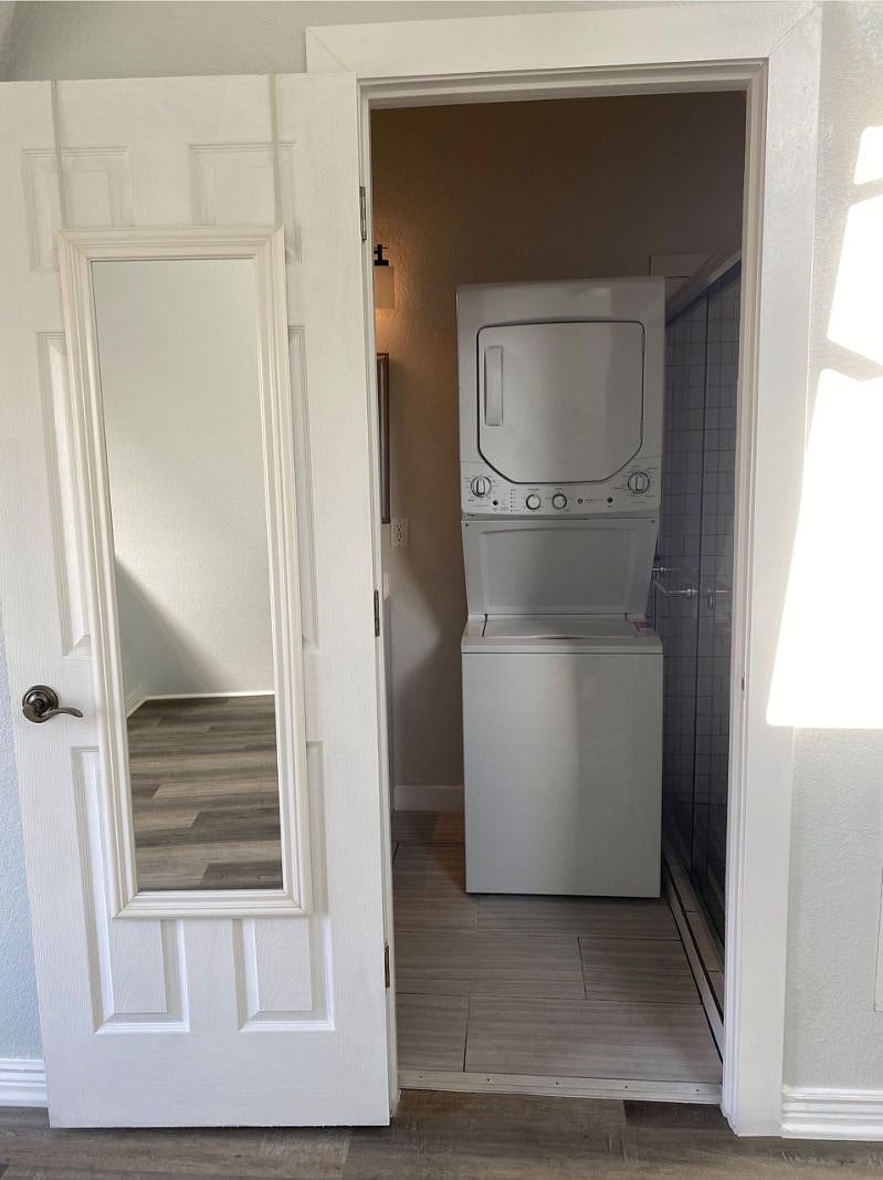 Furnished Finder property 472276_1 photo 6