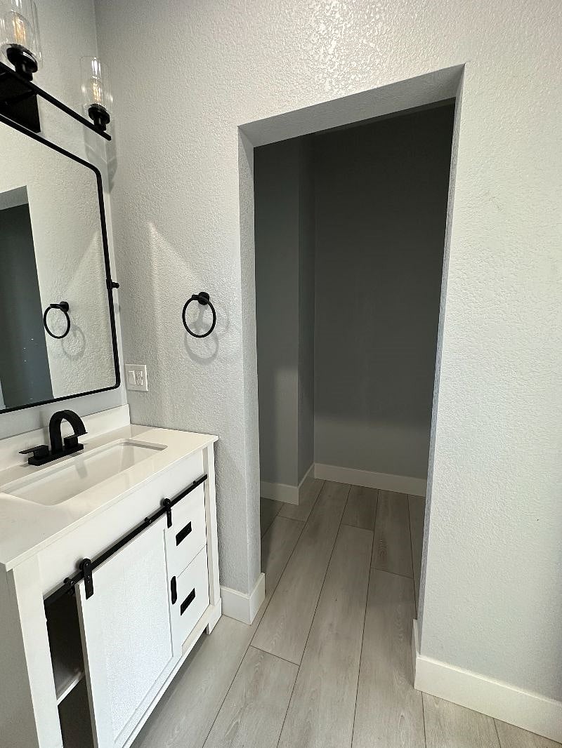 Furnished Finder property 472277_1 photo 13