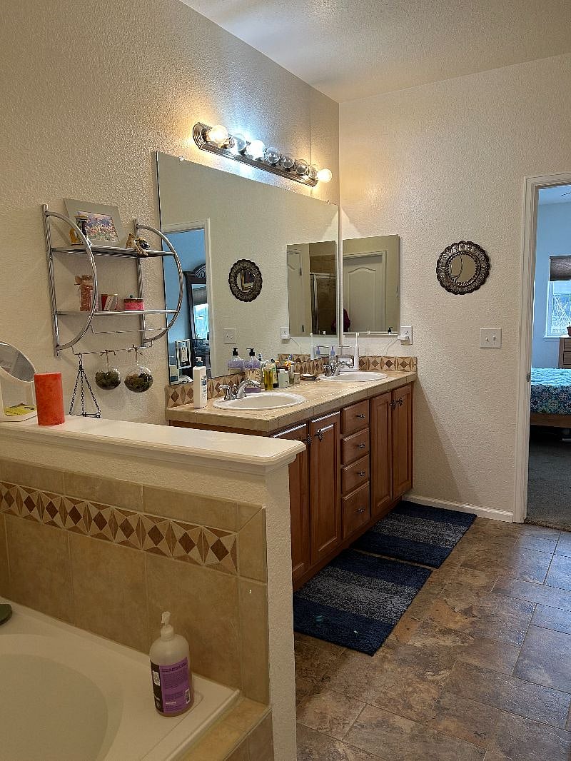 Furnished Finder property 472292_1 photo 9