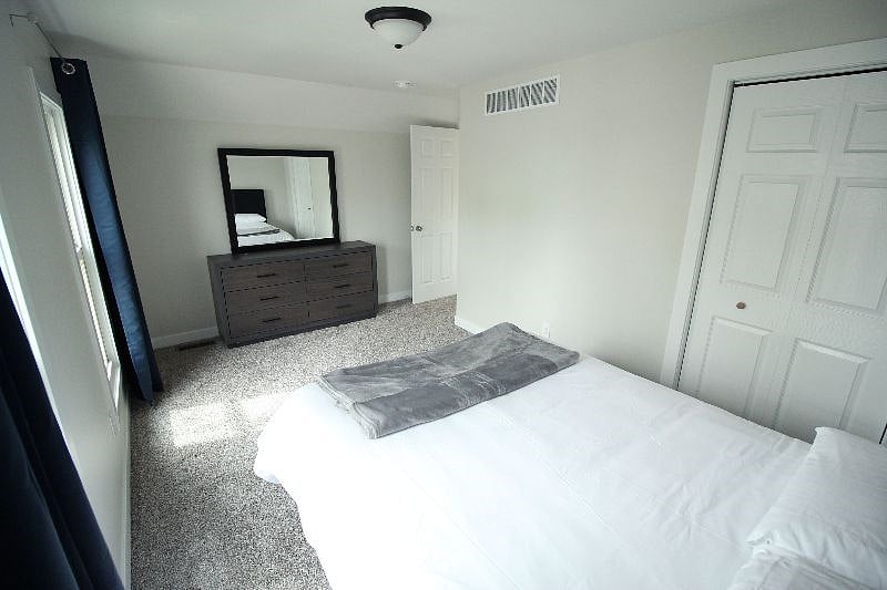 Furnished Finder property 472307_1 photo 9