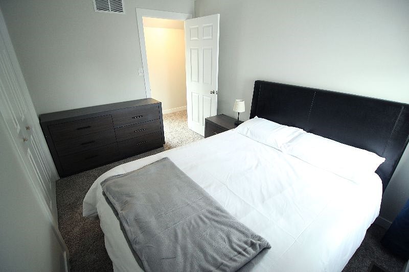 Furnished Finder property 472307_1 photo 11