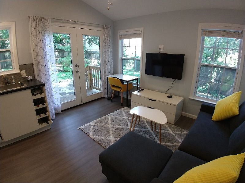 Furnished Finder property 472308_1 photo 3