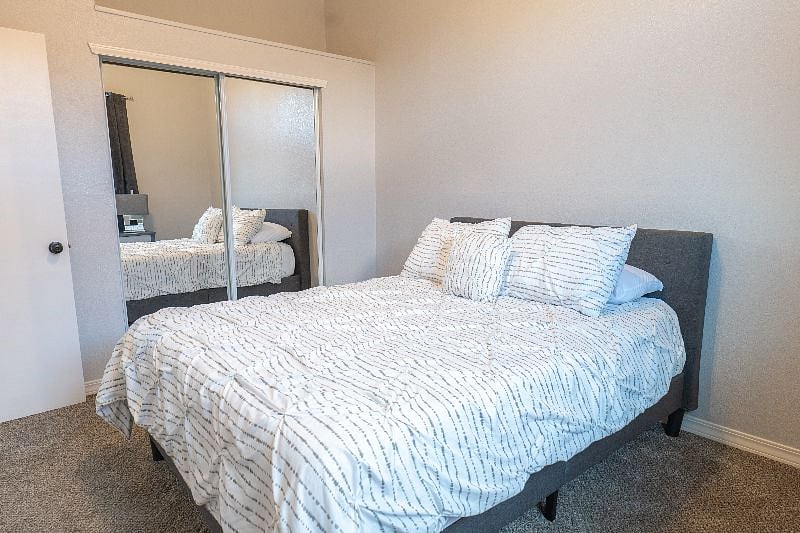 Furnished Finder property 472326_1 photo 21