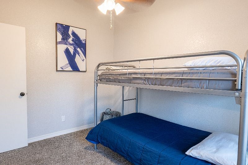 Furnished Finder property 472326_1 photo 26
