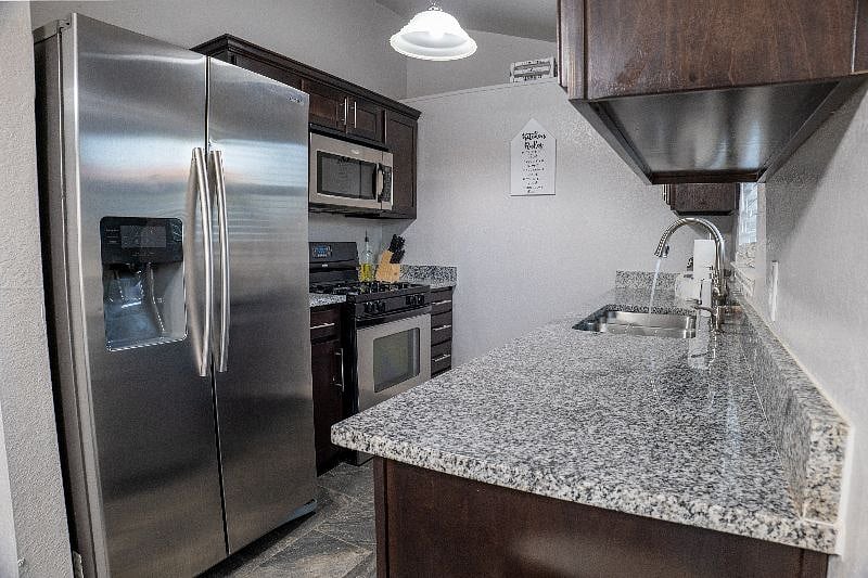Furnished Finder property 472326_1 photo 32