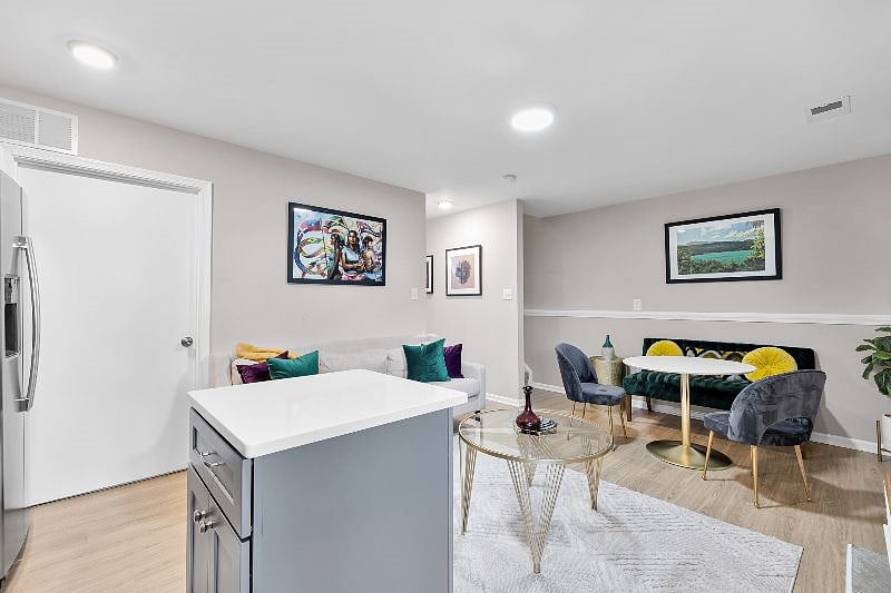 Furnished Finder property 472478_1 photo 3