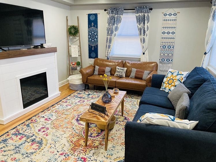 Furnished Finder property 472602_1 photo 3