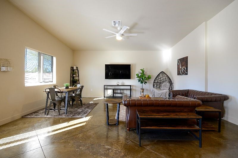 Furnished Finder property 472626_1 photo 5