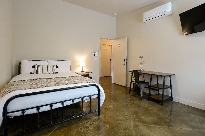 Furnished Finder property 472626_1 photo 10
