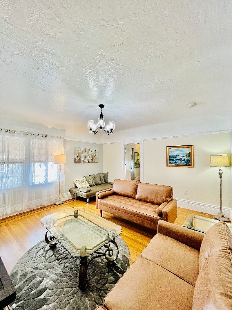 Furnished Finder property 472666_1 photo 9