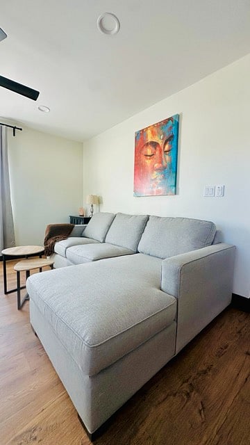 Furnished Finder property 472672_2 photo 8