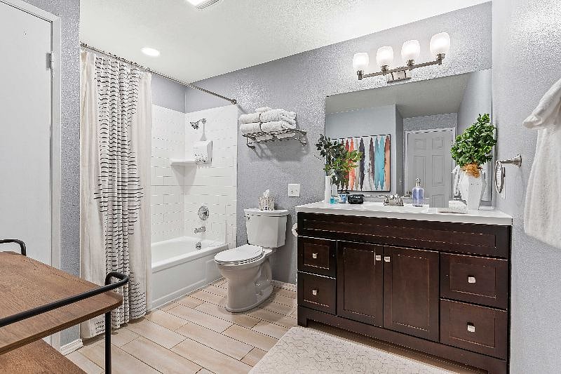 Furnished Finder property 472676_1 photo 15