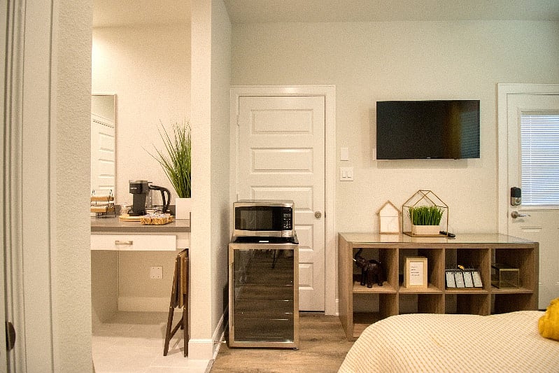 Furnished Finder property 472682_1 photo 3