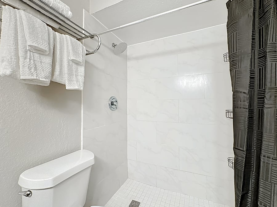 Furnished Finder property 472693_1 photo 15