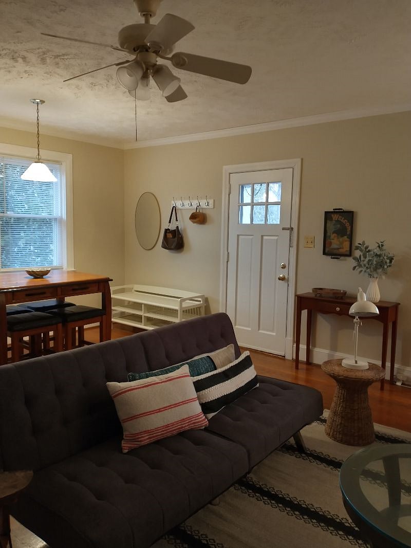 Furnished Finder property 472777_1 photo 2
