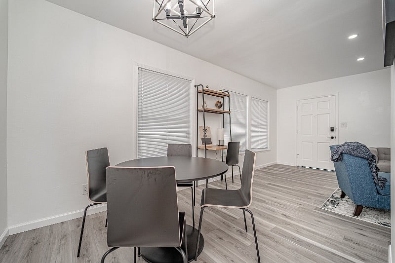 Furnished Finder property 472823_1 photo 4