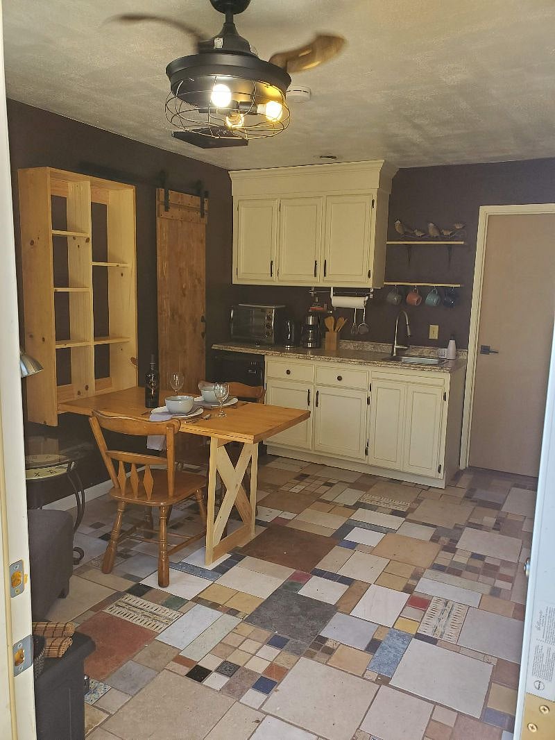 Furnished Finder property 472893_1 photo 5