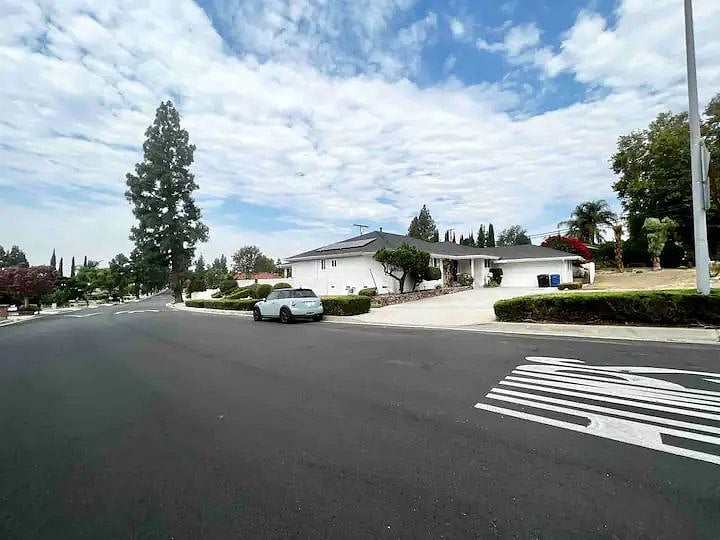 Furnished Finder property 472908_1 photo 18