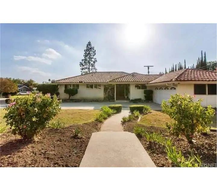 Furnished Finder property 472908_1 photo 20