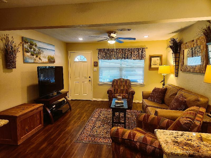 Furnished Finder property 472910_1 photo 18