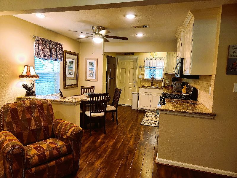 Furnished Finder property 472910_1 photo 33